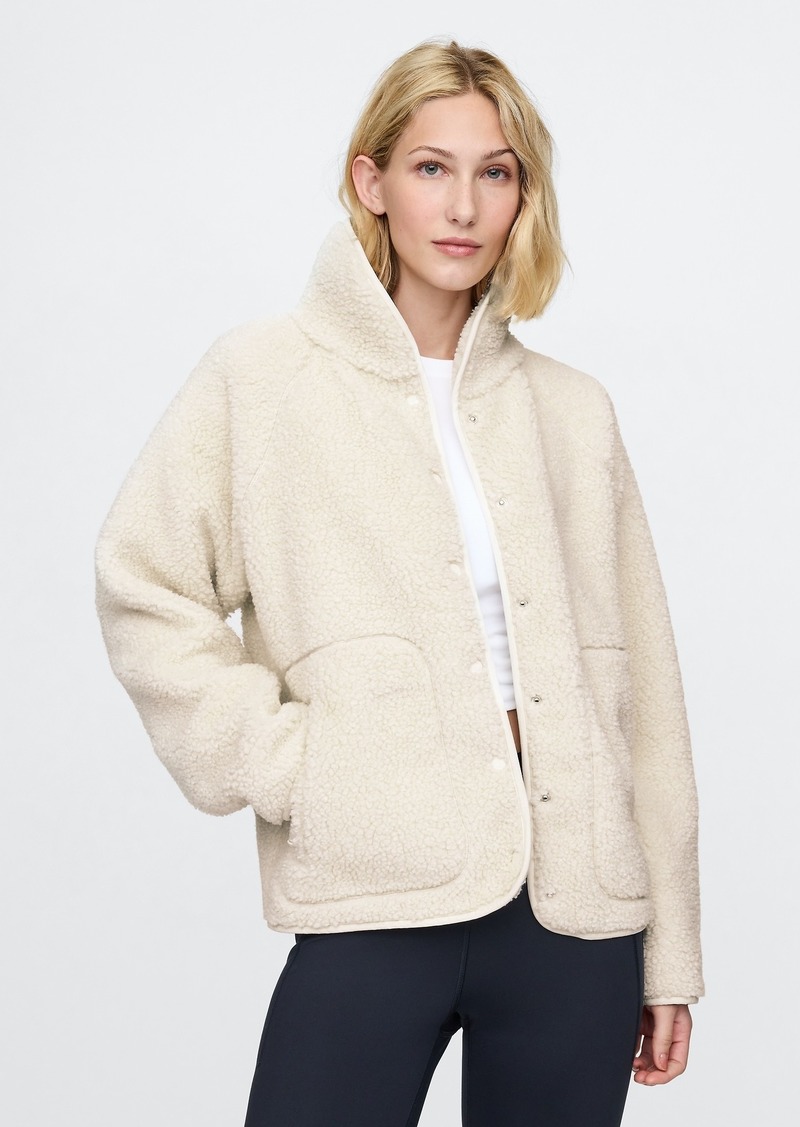 GapFit Oversized Sherpa Raglan Jacket