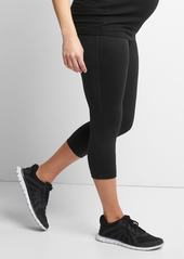 Maternity GapFit Blackout Full Panel Capris