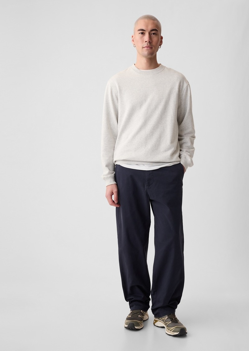Modern Khakis in Baggy Fit with GapFlex