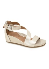 Gentle Souls by Kenneth Cole Women's Gwen Strappy Wedge Sandals