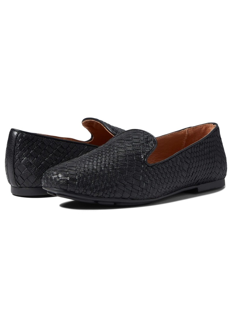 Gentle Souls by Kenneth Cole Women's Women's Eugene Woven Loafer