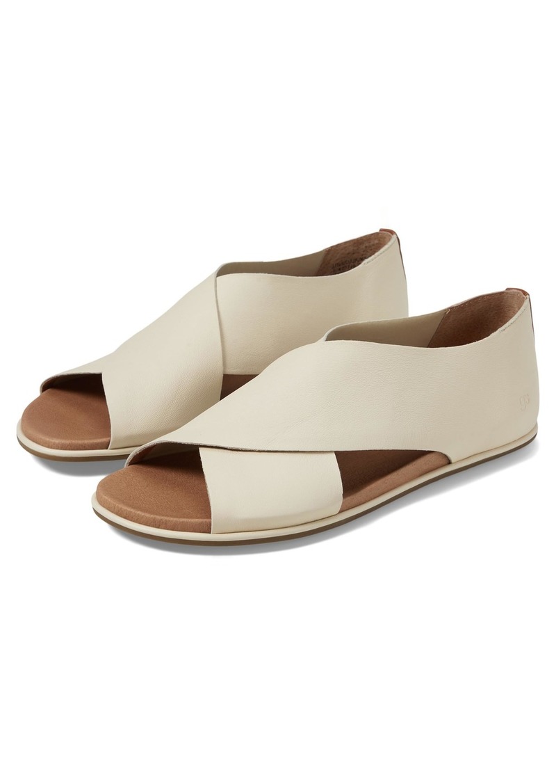 Gentle Souls by Kenneth Cole Women's Women's LANIEY Flat Sandal