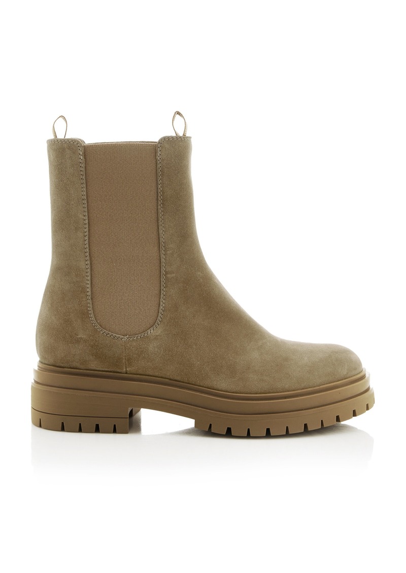 Gianvito Rossi - Chester Suede Chelsea Boots  - Tan - IT 40 - Moda Operandi