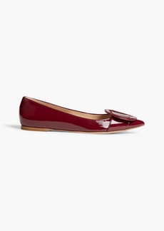 Gianvito Rossi - Ruby 05 buckle-embellished patent-leather point-toe flats - Burgundy - EU 35