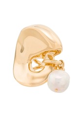 Givenchy Cloud Pearl ring
