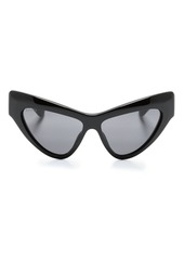 Gucci logo-lettering cat-eye sunglasses