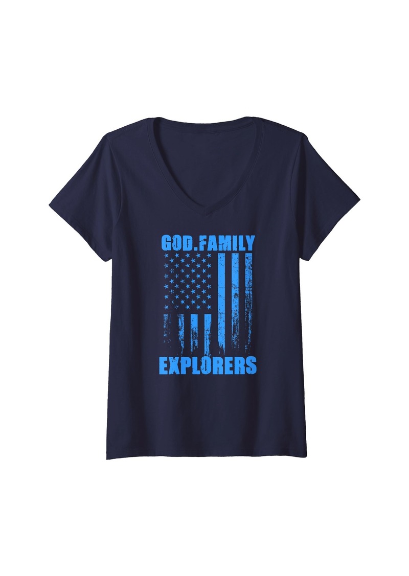 Hudson Jeans Womens Hudson Explorers God. Family. Vintage USA Flag V-Neck T-Shirt