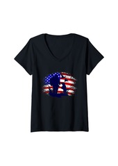 Womens Duck hunter USA flag with hunting dog for duck hunters V-Neck T-Shirt