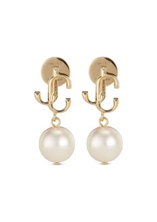 Jimmy Choo logo-lettering pearl earrings