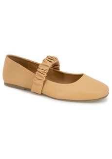 Kenneth Cole Reaction Women's Elema Ballet Flats - Biscuit