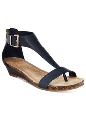 Kenneth Cole Reaction Women's Great Gal Sandals - Black Patent