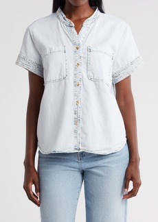 Kensie Short Sleeve Cotton Button-Up Shirt in Light Denim at Nordstrom Rack