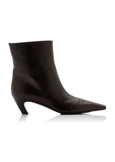 Khaite - Arizona Leather Ankle Boots - Black - IT 40.5 - Moda Operandi