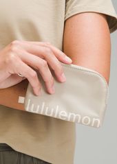 lululemon - Clippable Card Pouch - Black/Neutral