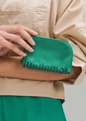 lululemon - Clippable Card Pouch - Cascadia Green/Legacy Green