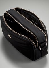 lululemon - Crossbody Camera Bag 2L - Black/Neutral