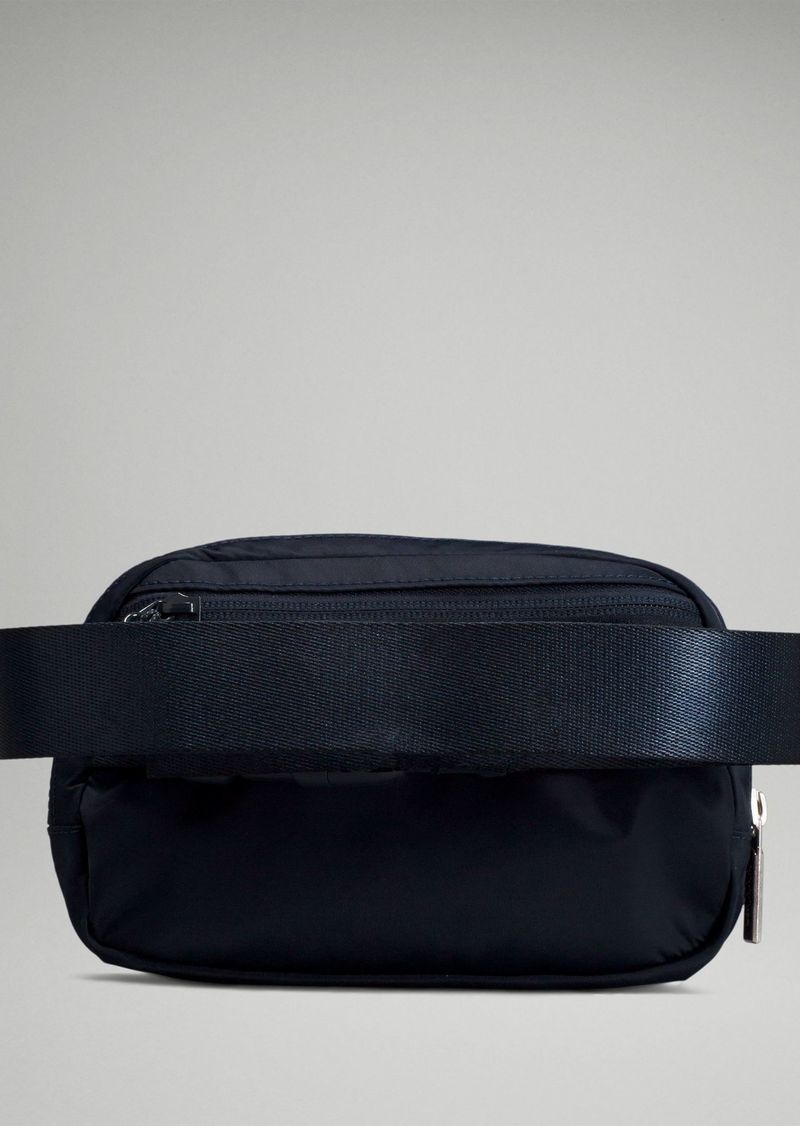 lululemon - Everywhere Belt Bag 1L - Blue/Navy/True Navy