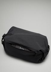 lululemon - Fast Track Bag 2.0 10L - Black/Neutral