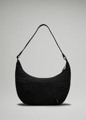 lululemon - Slouchy Sling Bag 6L - Black/Neutral