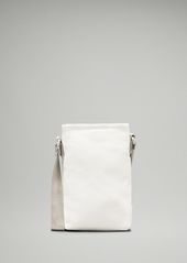 lululemon - Water Bottle Crossbody with Front Pocket 2L - White/Neutral/Bone/Raw Linen