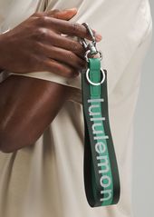 lululemon - Never Lost Keychain  - Legacy Green/Cascadia Green/White