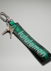 lululemon - Never Lost Keychain  - Legacy Green/Cascadia Green/White