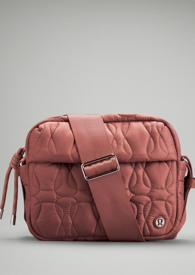 quilted embrace crossbody bag 4l