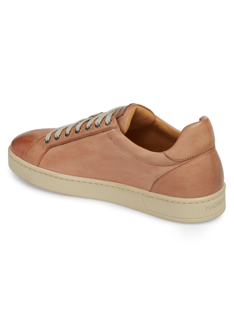 elonso low top sneaker