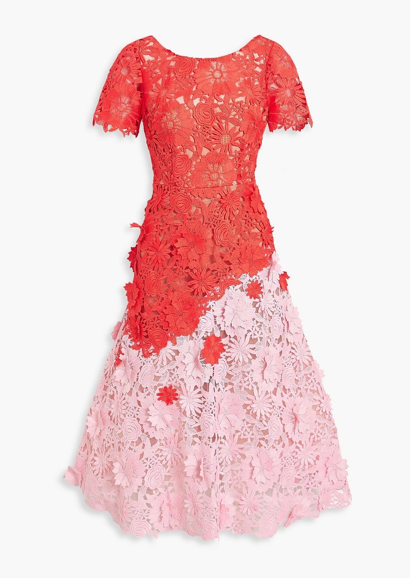 Marchesa Notte - Two-tone guipure lace midi dress - Red - US 4