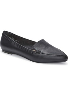 Me Too Audra Pointy Toe Flats In Black