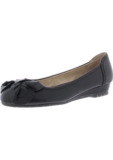 Me Too Martina Womens Leather Padded Insole Slip-On Shoes