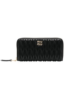 Miu Miu logo-plaque quilted leather wallet