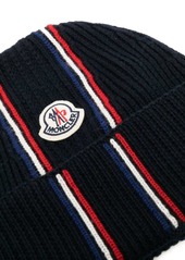 Moncler logo-patch knitted beanie