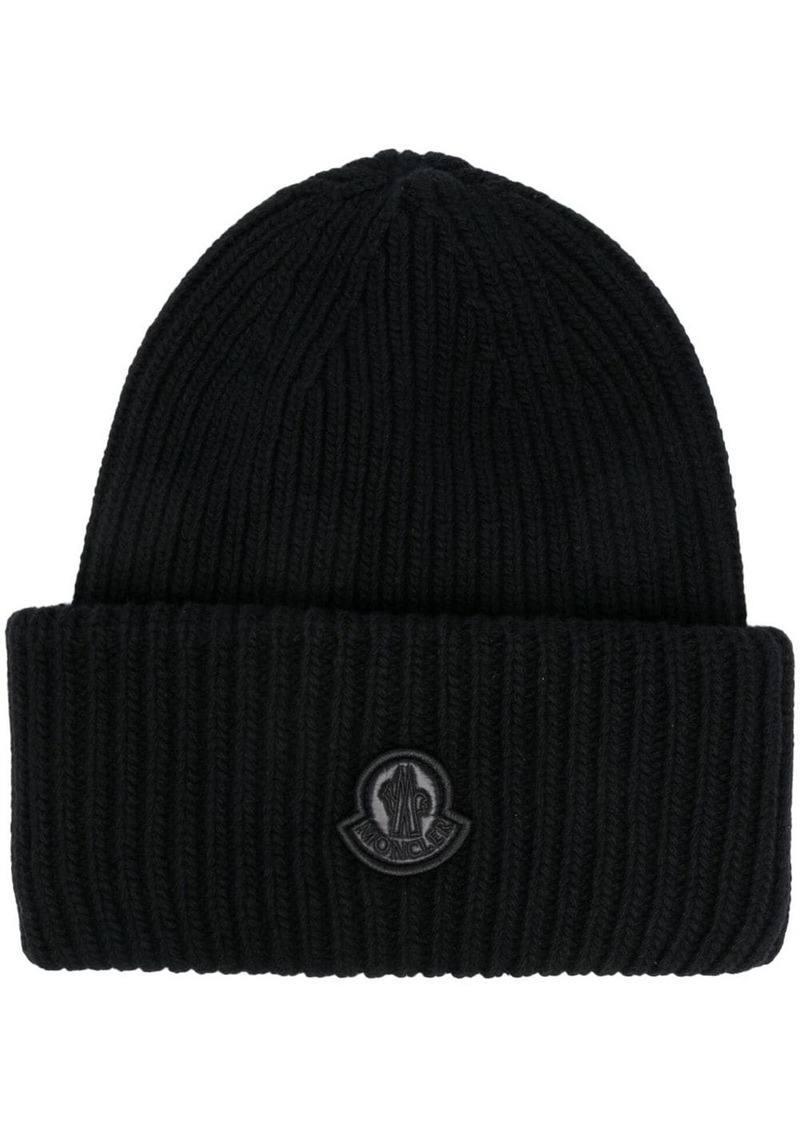 Moncler logo-patch knitted wool beanie