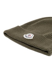 Moncler logo-patch ribbed beanie