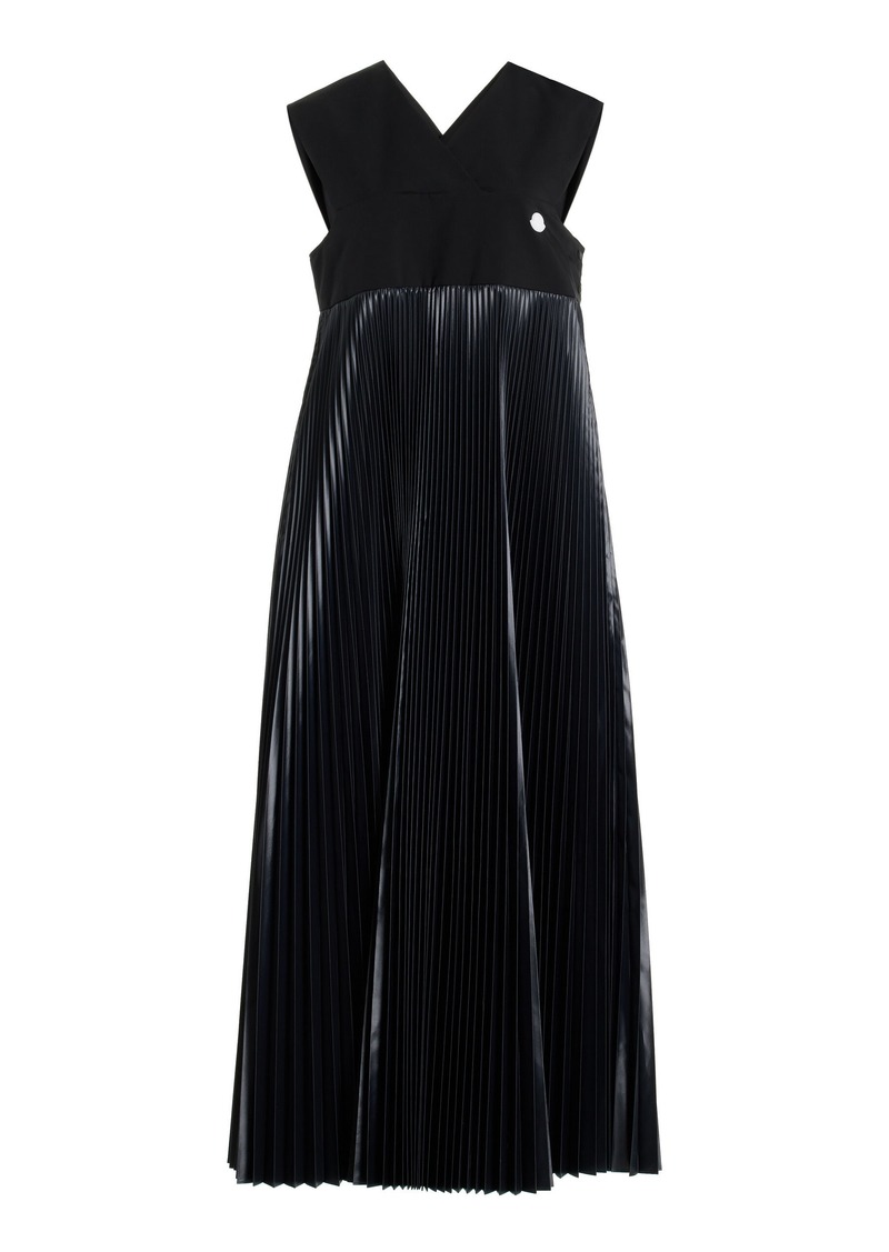 Moncler Genius - 4 Moncler Hyke Plisse Maxi Dress - Black - IT 40 - Moda Operandi