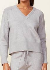 Monrow Knit V-Neck Sweater In Heather Gray