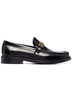 Moschino logo-letterins leather loafers