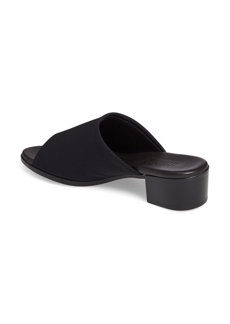 munro beth slide sandal