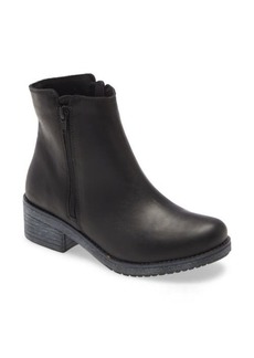 Naot Wander Boot in Black Leather at Nordstrom