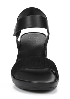 Naturalizer Genn Block Heel Sandal in Black Leather at Nordstrom Rack