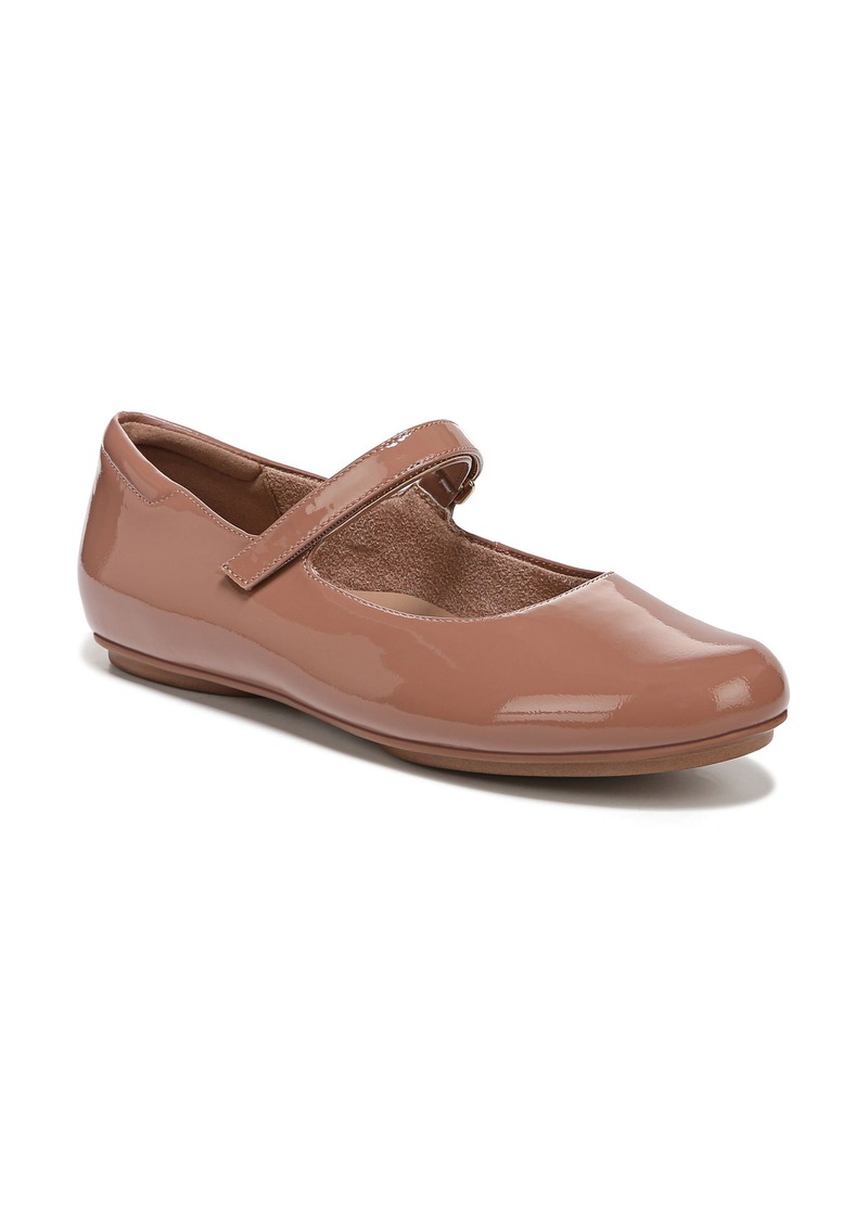 Naturalizer Maxwell Mary Jane Flat in Hazelnut Brown Patent Leather at Nordstrom Rack