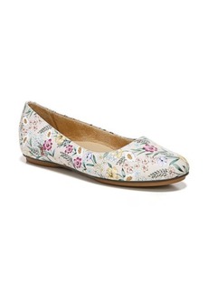 Naturalizer True Colors Maxwell Flat in Floral Pearl at Nordstrom
