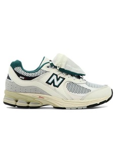NEW BALANCE "2002R" sneakers