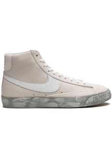 Nike Blazer Mid '77 EMB "Summit White" sneakers