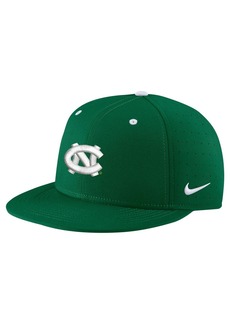 Men's Nike Green North Carolina Tar Heels St. Patrick's Day True Fitted Performance Hat - Green