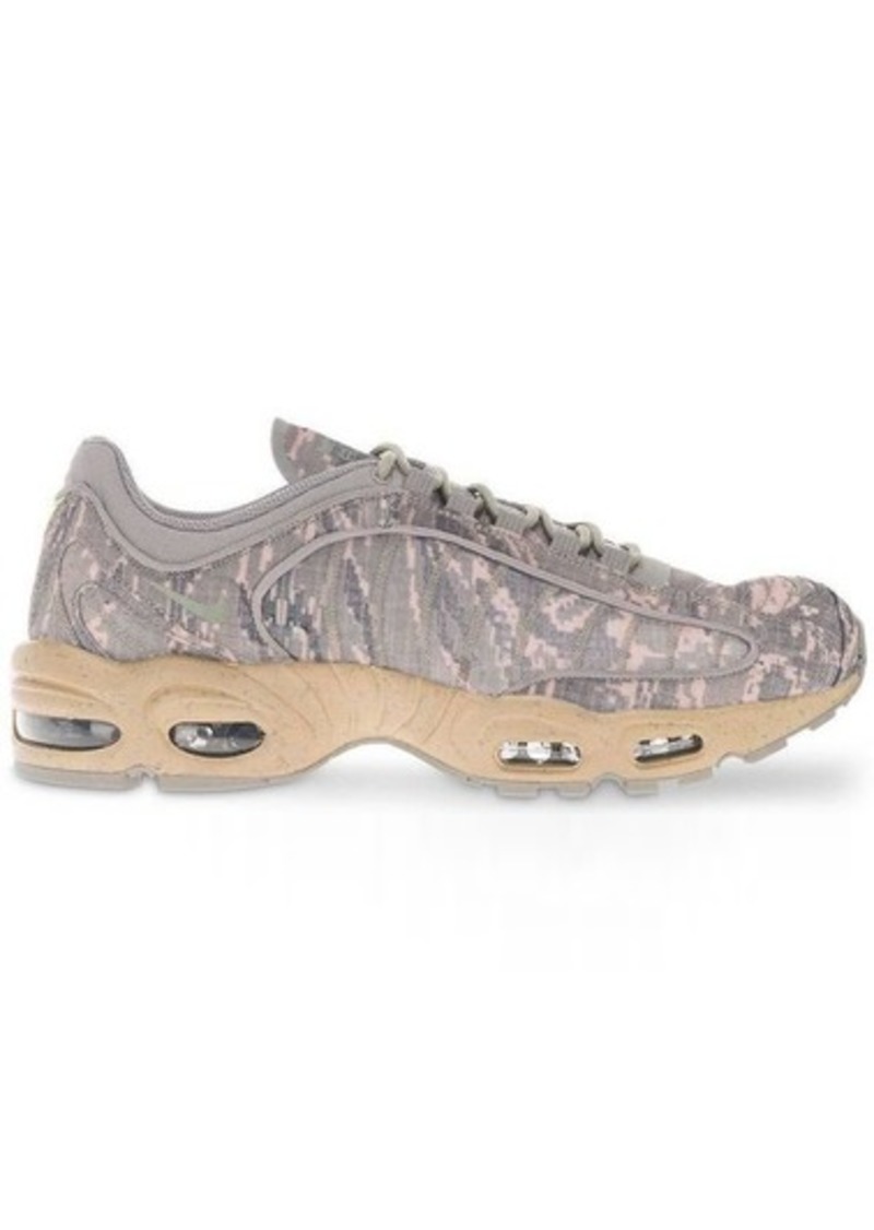 NIKE Air Max Tailwind IV SP Sneakers