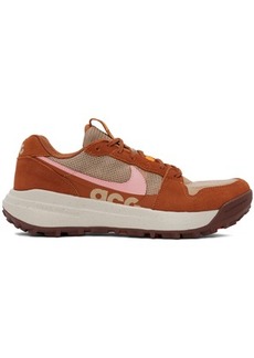 Nike Beige & Orange ACG Lowcate Sneakers