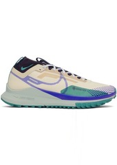 Nike Beige Pegasus Trail 4 GTX Sneakers