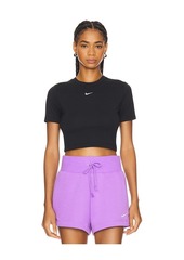 Nike Sportswear Essential Cropped T-shirt